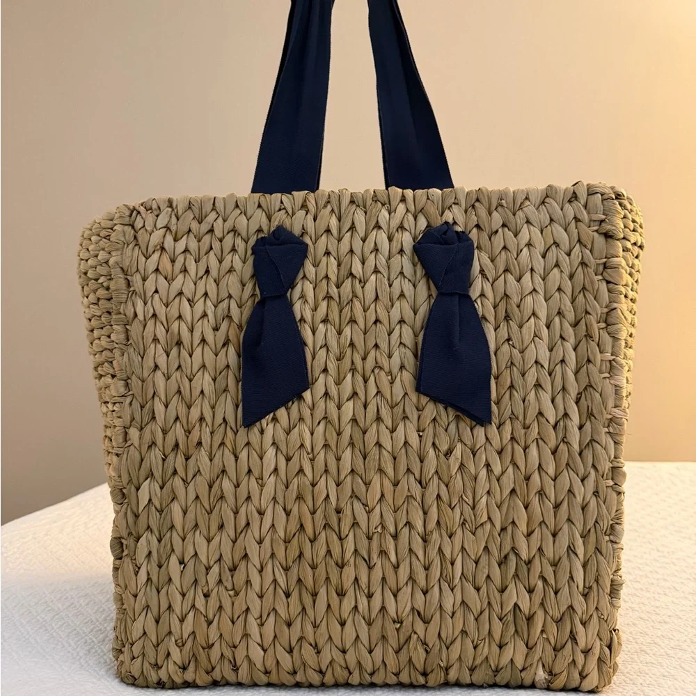 Pamela Munson Isla Bahia Navy - Picture 2 of 6